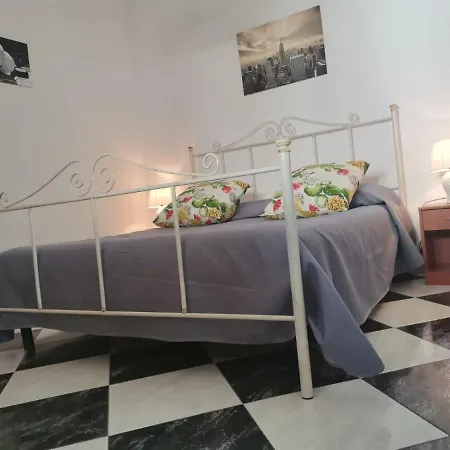 Leuca Due Mari Lägenhet *